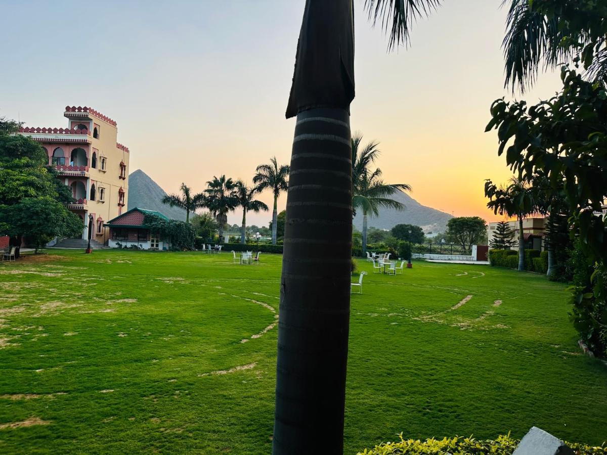 Pushkar Country Side Resorts Exterior photo