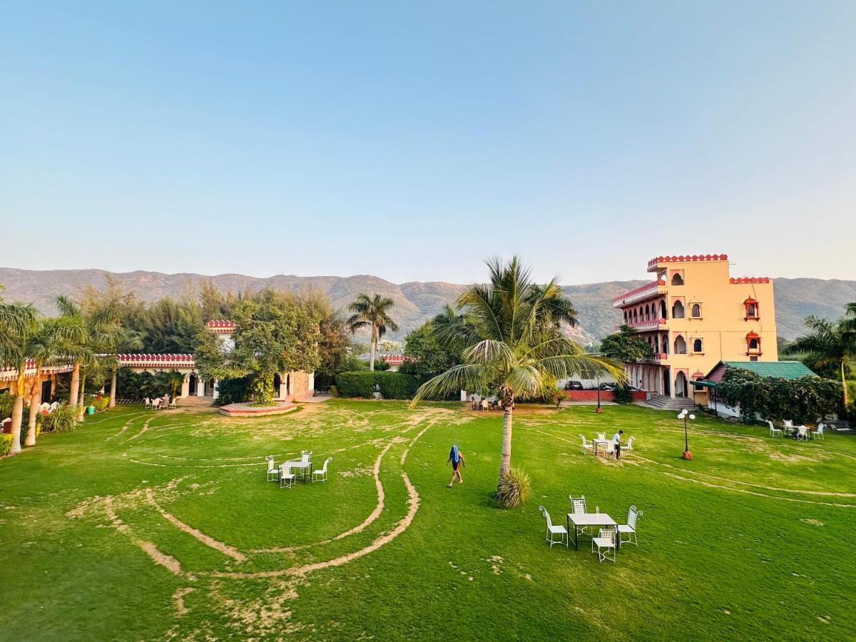 Pushkar Country Side Resorts Exterior photo
